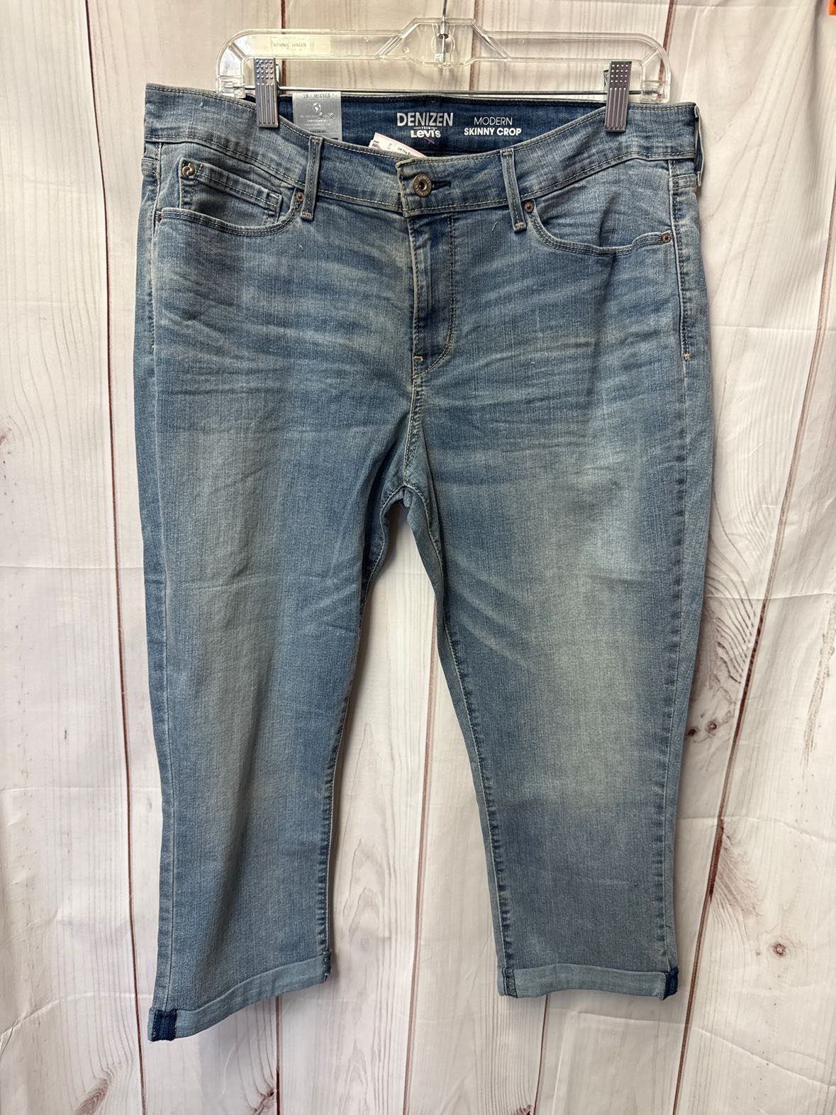 NWT Denizen Levis Women's Size 34 (18/1X) Blue Jeans Modern Skinny Crop
