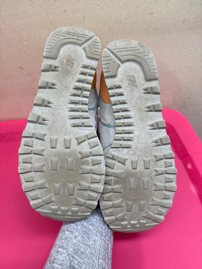 New Balance Women's Size 7-1/2 Gray Sneakers