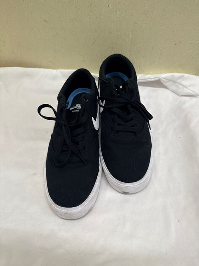 Nike SB Charge Canvas Women's Size 10 Black Sneakers Shoes