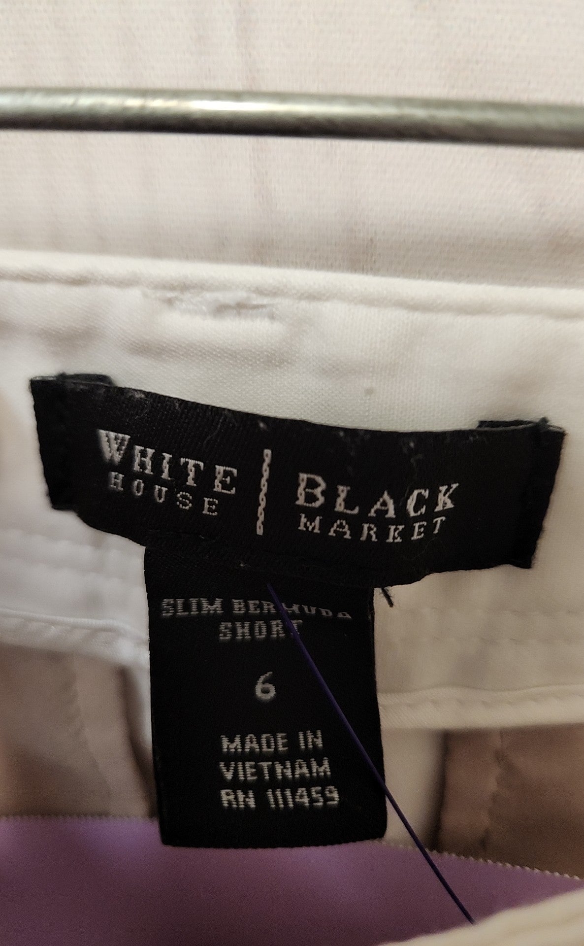 White House Black Market Women's Size 6 White Slim Bermuda Shorts