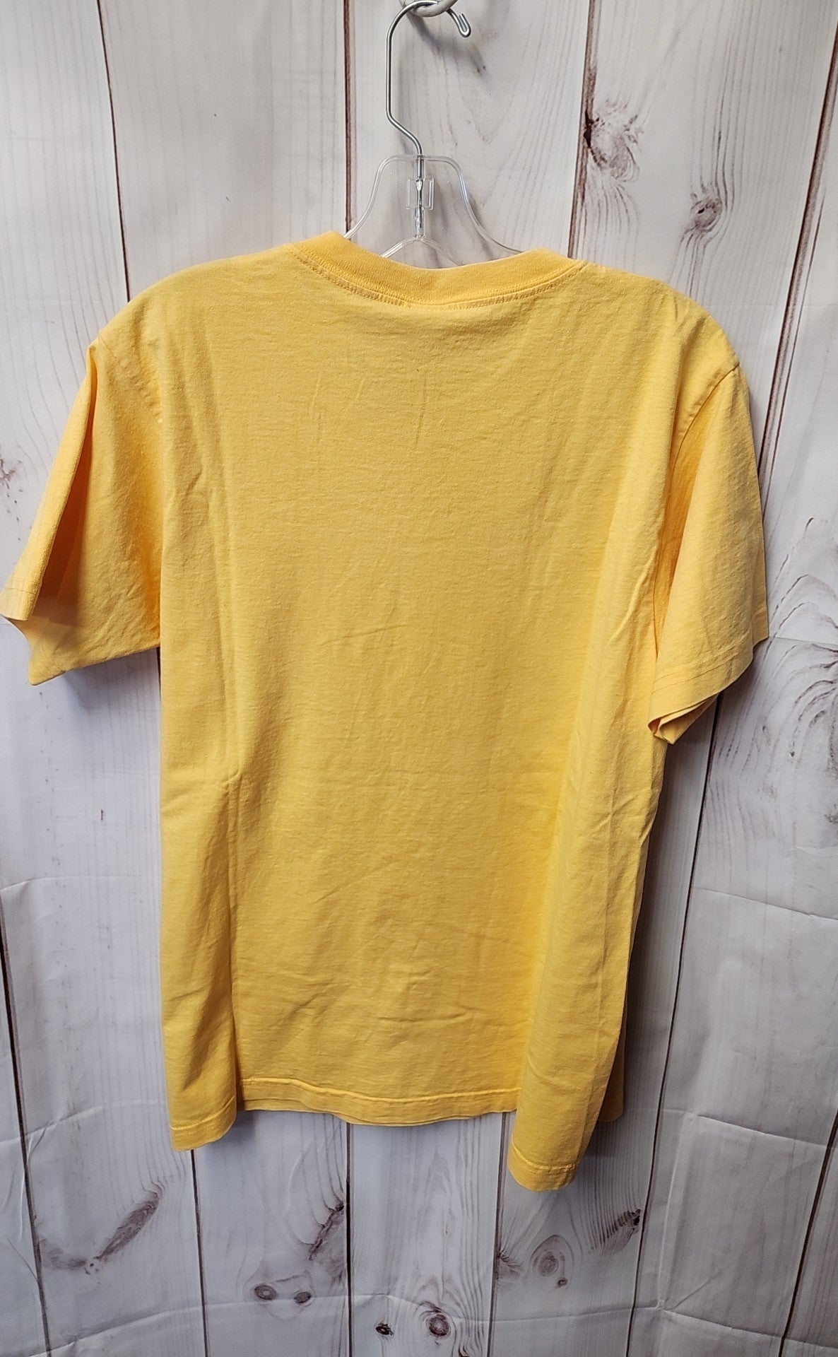 On White Men's Size M Yellow Shirt