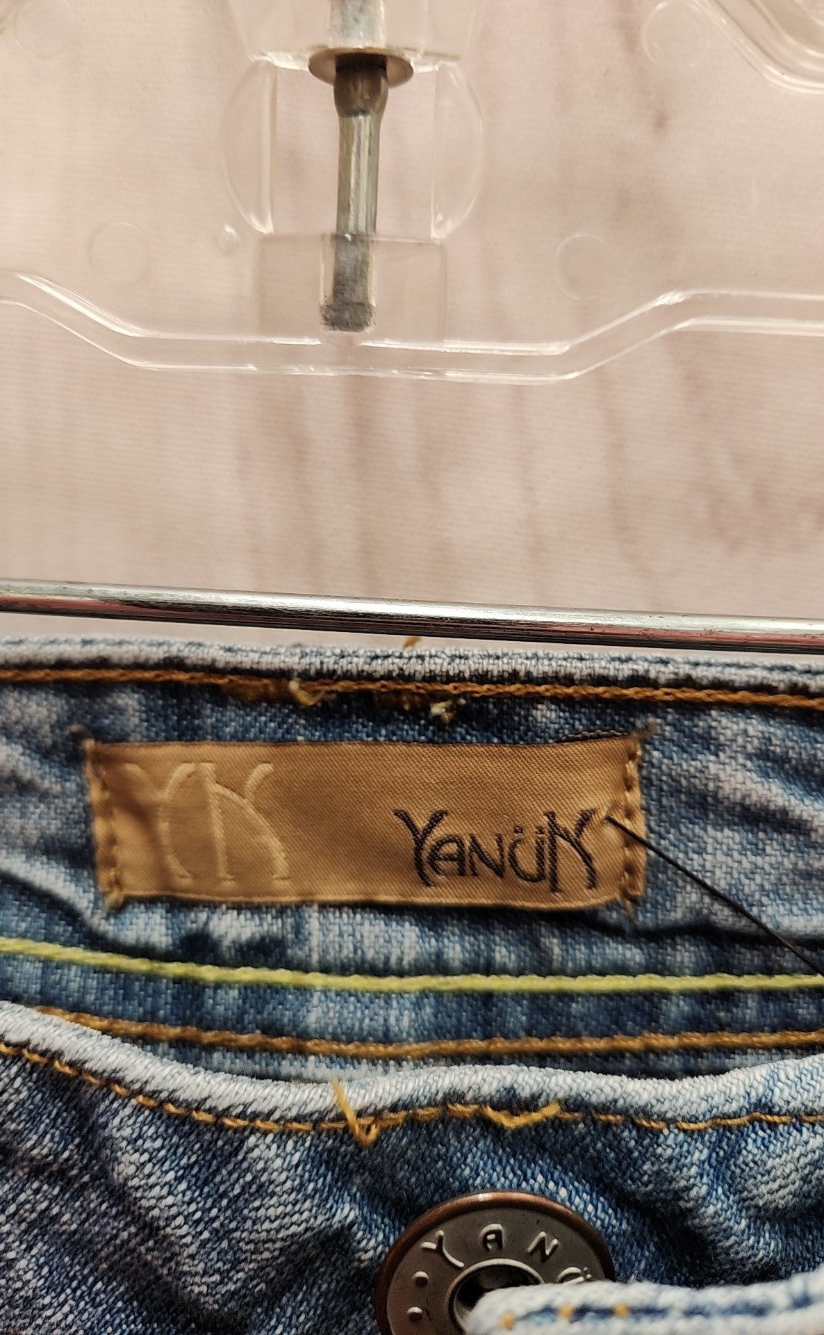 Yanuk Women's Size 30 (9-10) Blue Shorts
