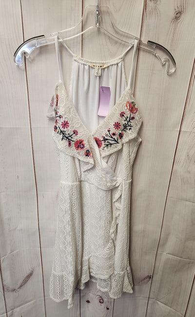 Mi Ami Women's Size S White Lace Floral Dress