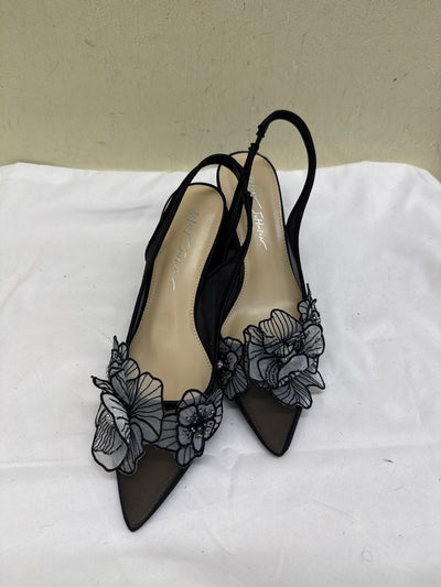 Betsey Johnson Women's Size 8 Black Pumps Shoes