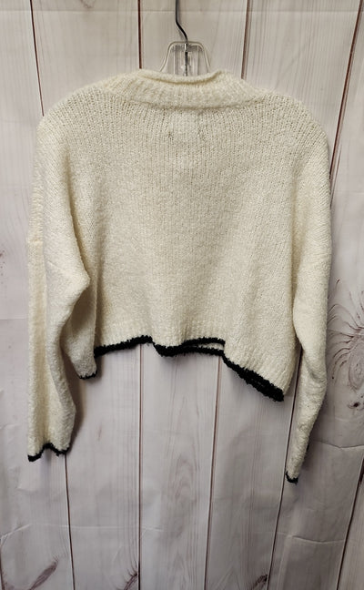 Urban Outfitters Women's Size M White Sweater