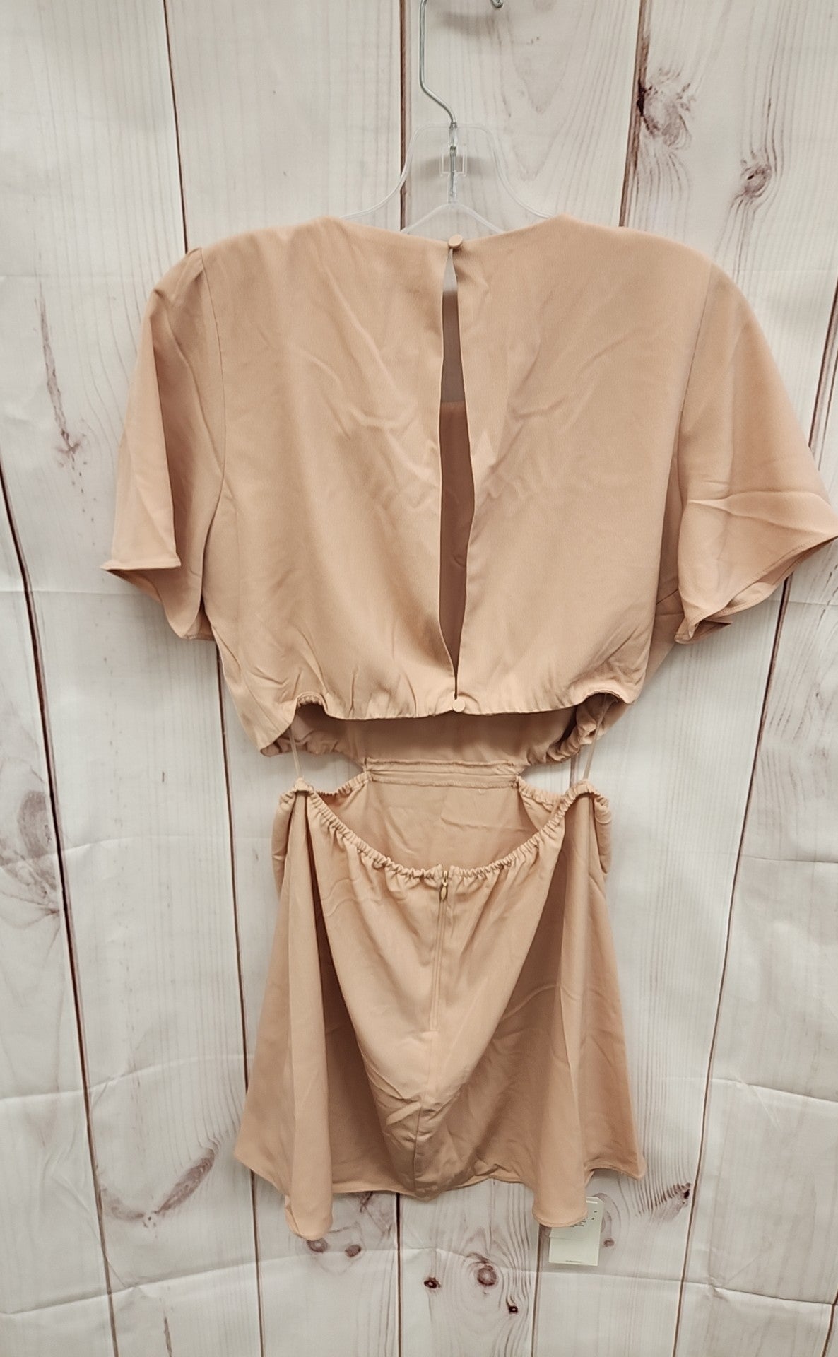 Abercrombie & Fitch Women's Size M Peach Dress NWT