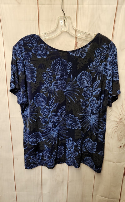 Citiknits Women's Size M Black & Blue Floral Short Sleeve Top