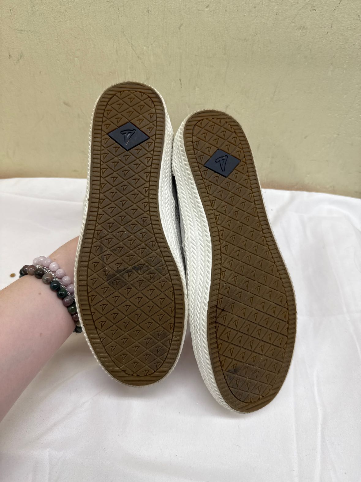 Sperry Women's Size 8-1/2 Gray Flats