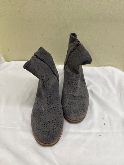 Ugg Women's Size 7 Gray Boots Shoes