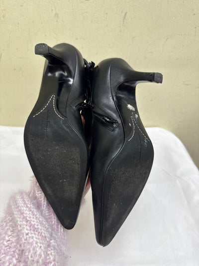 Salvatore Ferragamo Women's Size 8-1/2 Black Boots Shoes