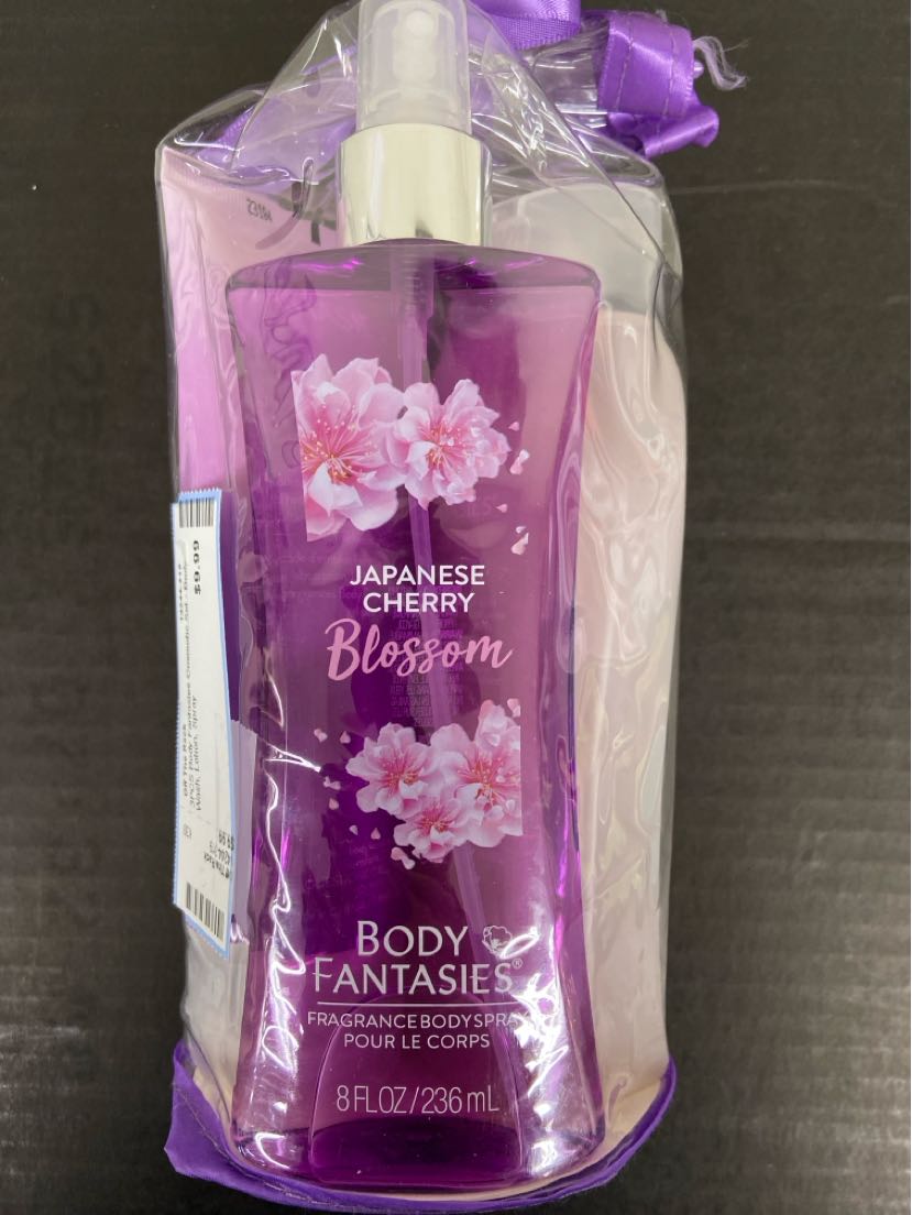 3PCS Body Fantasies Cosmetic Set - Body Wash, Lotion, Spray