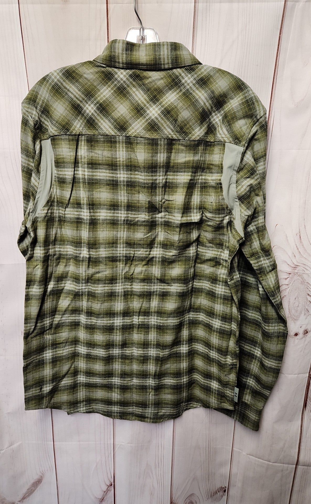 NWT Under Armour Men's Size M Green Shirt