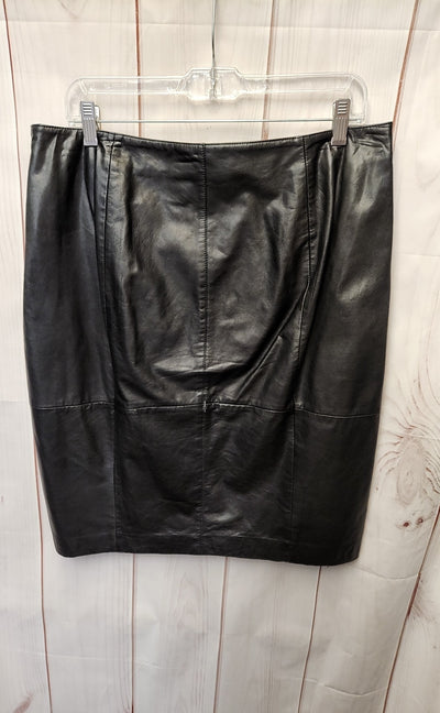 Halogen Women's Size 12 Black Skirt