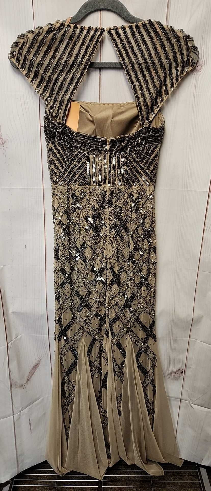 Adrianna Papell Women's Size 2 Petite Beige Beaded Dress