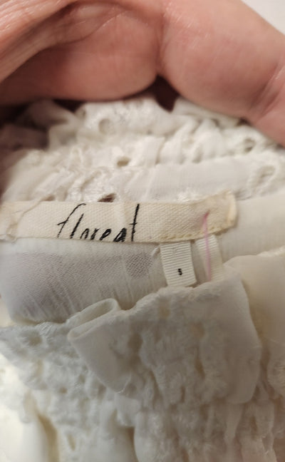 Floreat Women's Size S White Short Sleeve Top