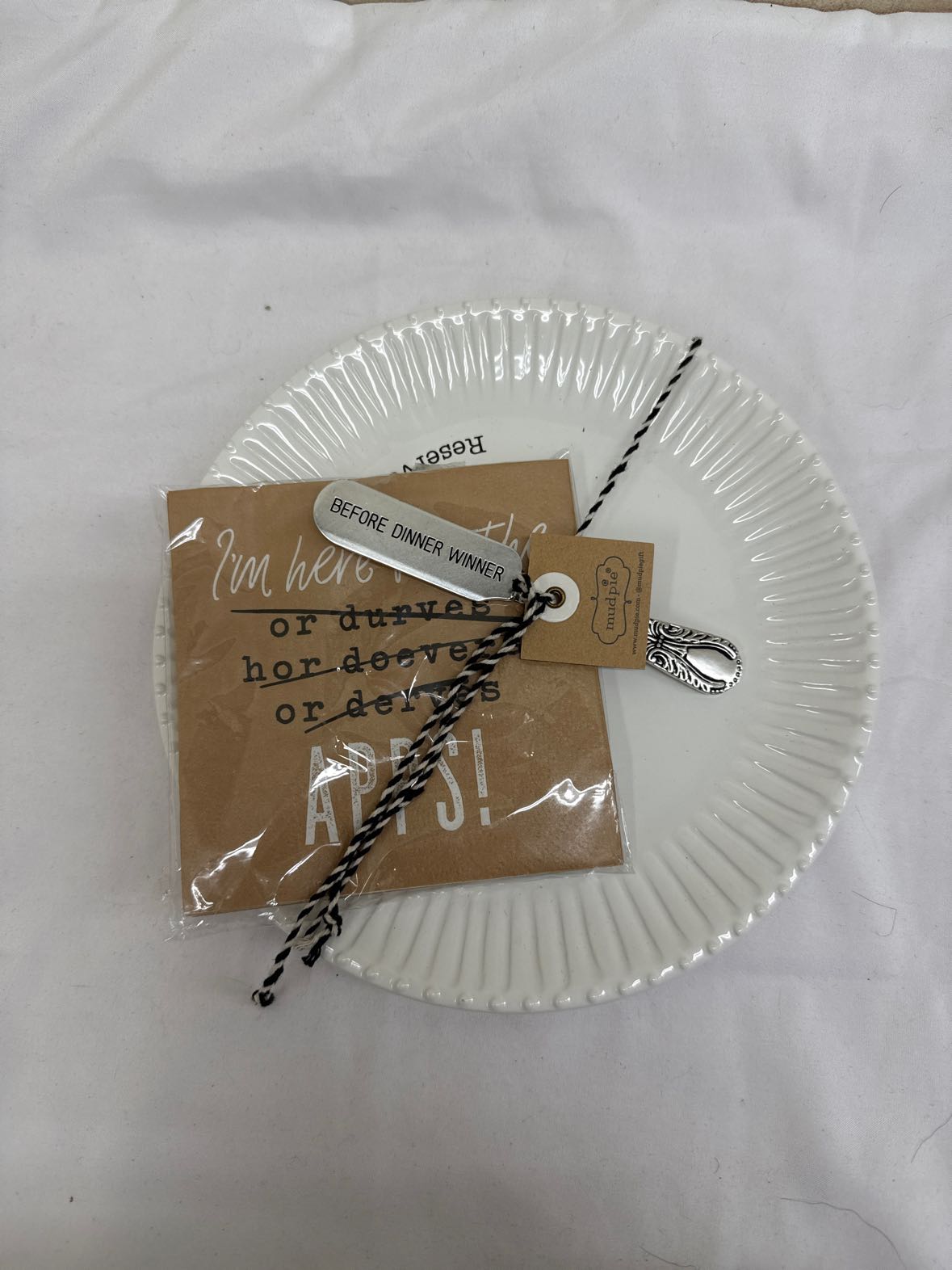 3PCS Appetizer Serving Set - Plate, Napkins, Knife