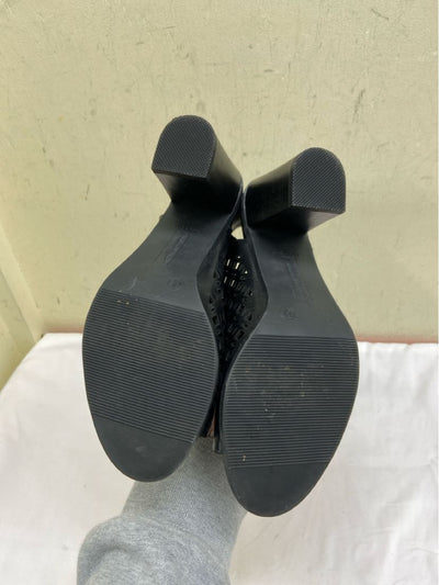 Christian Siriano Women's Size 6-1/2 Black Sandals