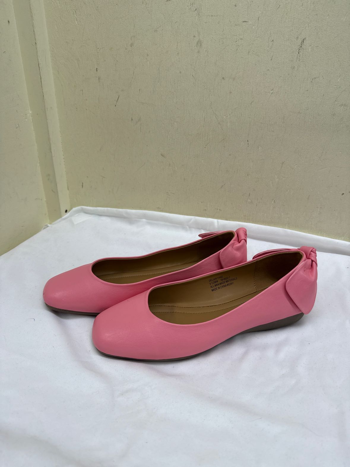 Comfortview Women's Size 9-1/2 Pink Flats Shoes