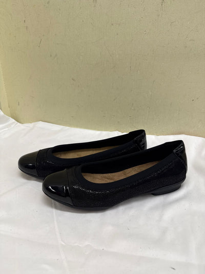 Clarks Women's Size 7-1/2 Black Flats Shoes