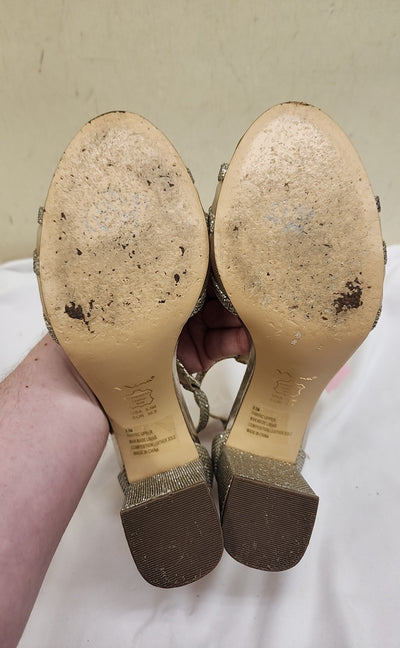 Nina Women's Size 8-1/2 Gold Sandals Shoes