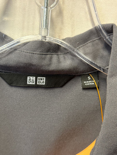Uniqlo Women's Size S Gray Long Sleeve Top