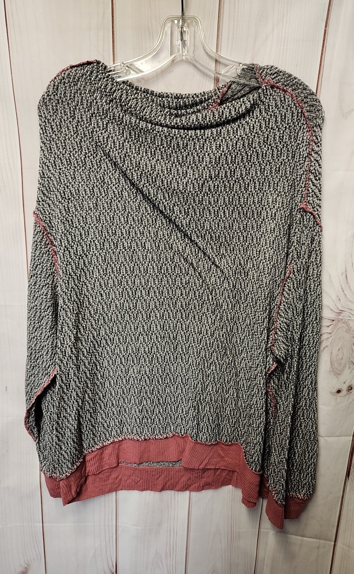 West Wind Women's Size M/L Gray Long Sleeve Top