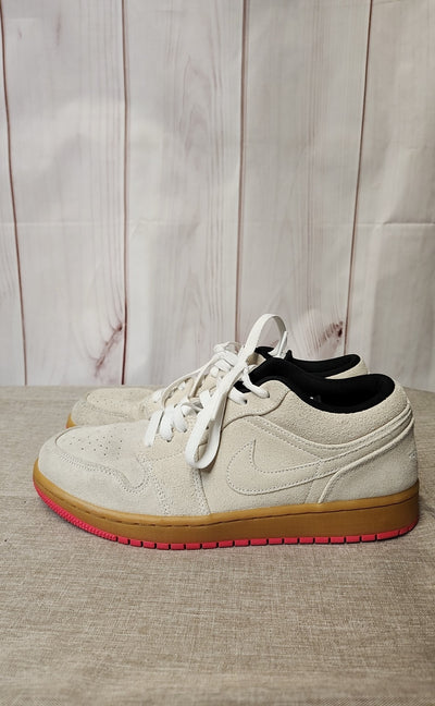 Nike 55355-119 Air Jordan 1 Low Beige Suede Pink Sole  Men's Size 8-1/2 Shoes