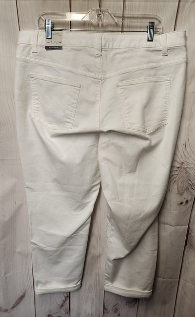 NWT Talbots Women's Size 33 (15-16) White Jeans Boyfriend