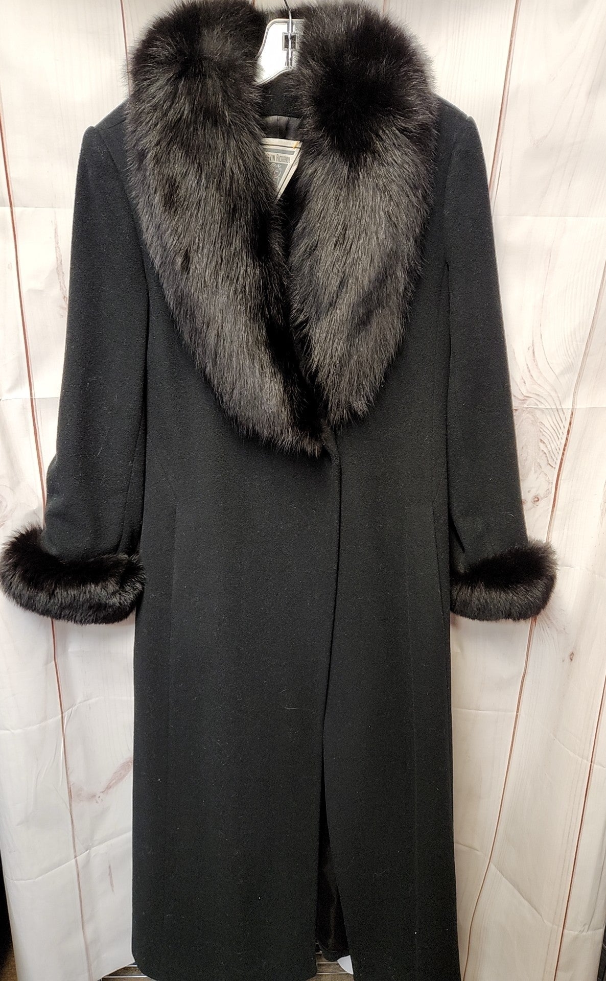 Marvin Richards Women's Size 8 Black Lamb Coat