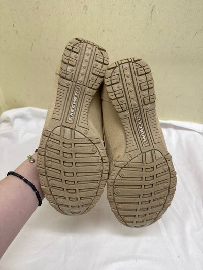 Skechers Women's Size 9 Tan Flats Shoes