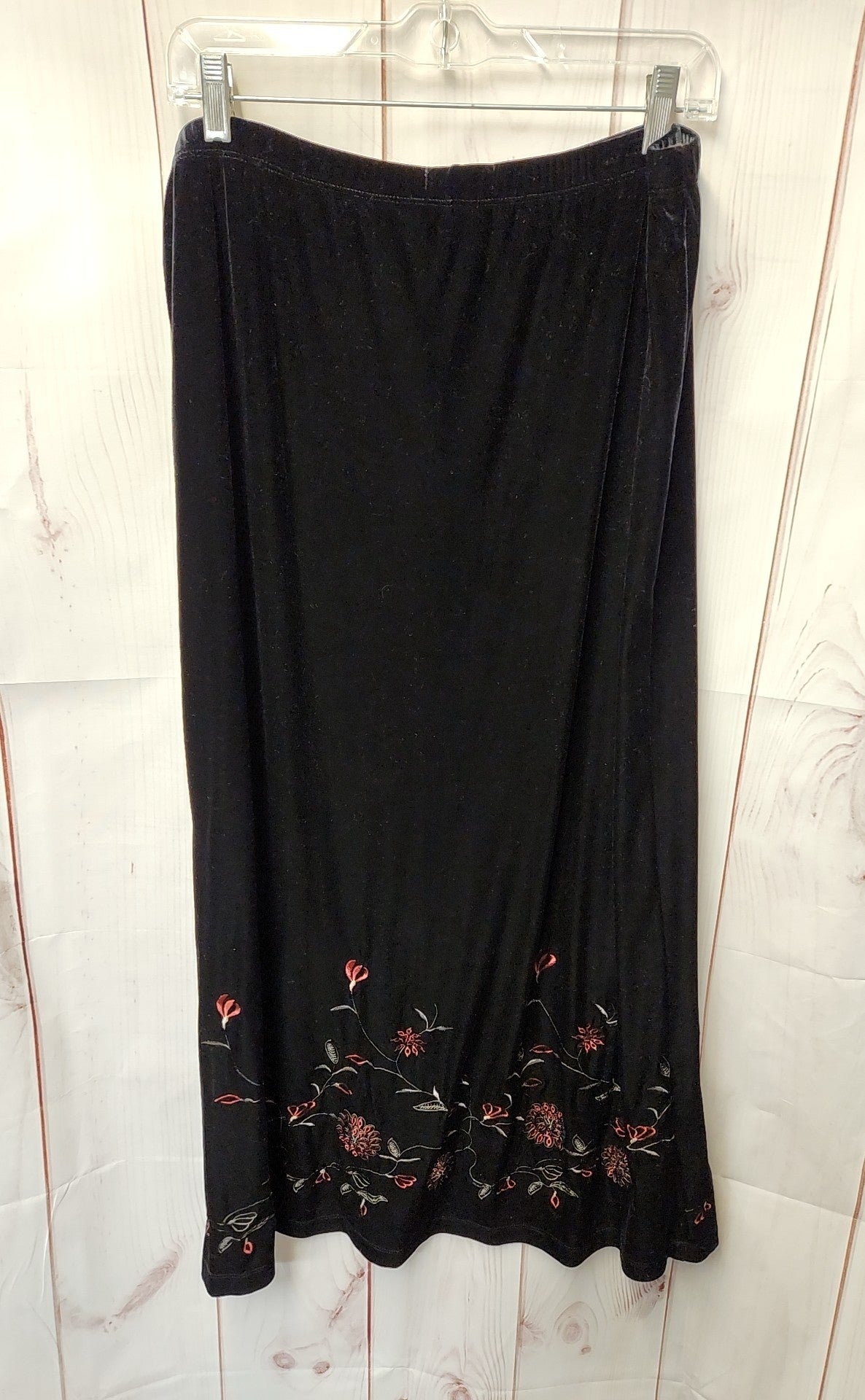 Notations Women's Size XL Black Velour Floral Skirt
