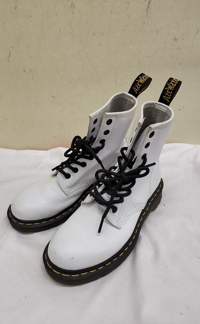 Dr Martens Women's Size 7 White Boots Shoes