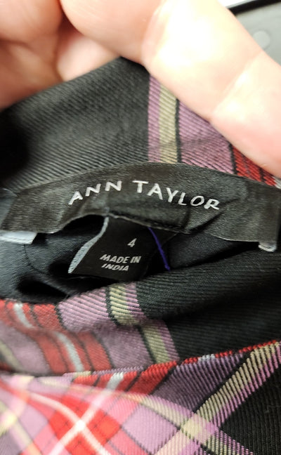 NWT Ann Taylor Women's Size 4 Red Skirt