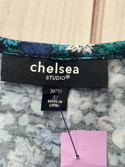 Chelsea Women's Size 3X Blue Floral 3/4 Sleeve Top