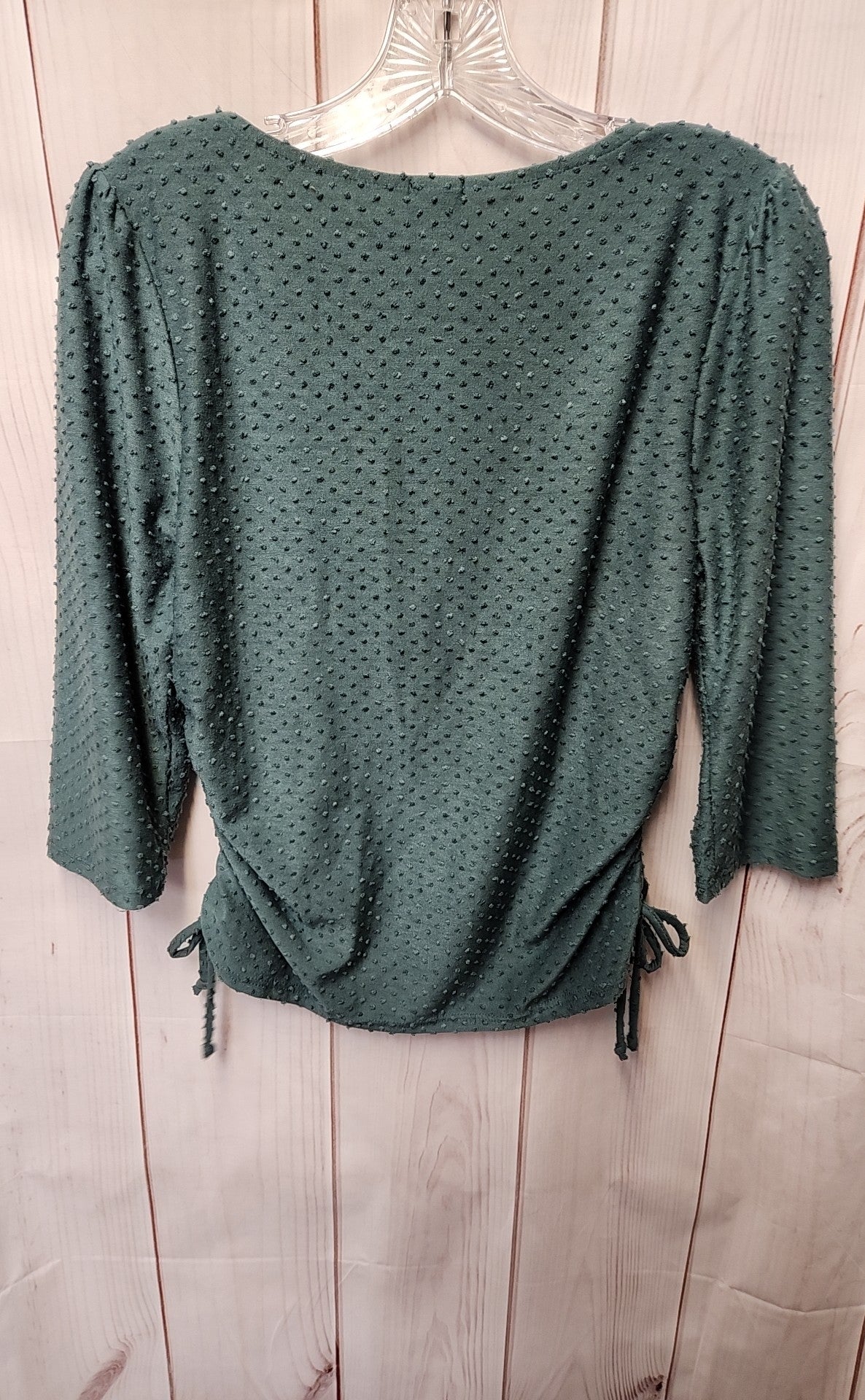 W5 Women's Size M Green 3/4 Sleeve Top