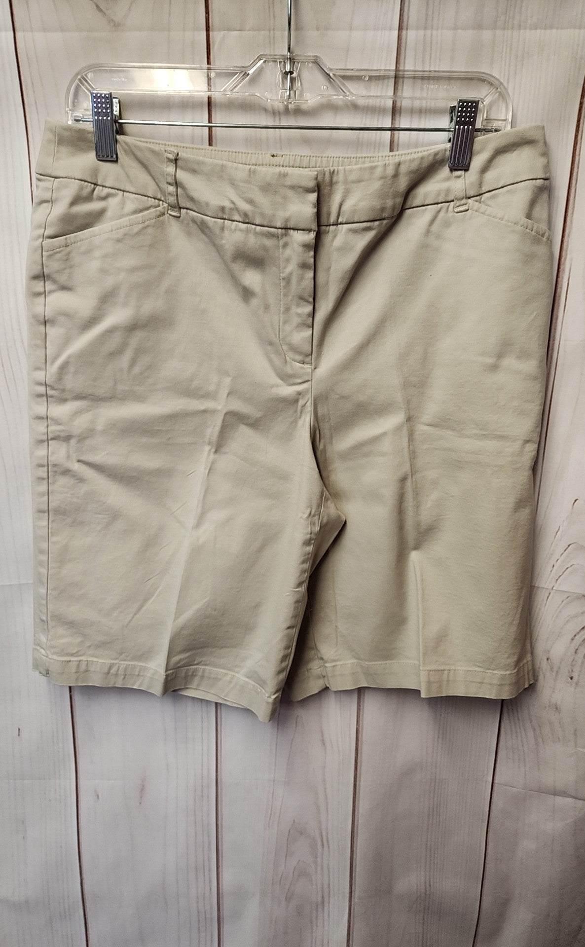 Charter Club Women's Size 8 Beige Shorts