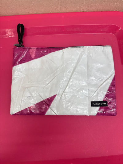 Rareform Pouch