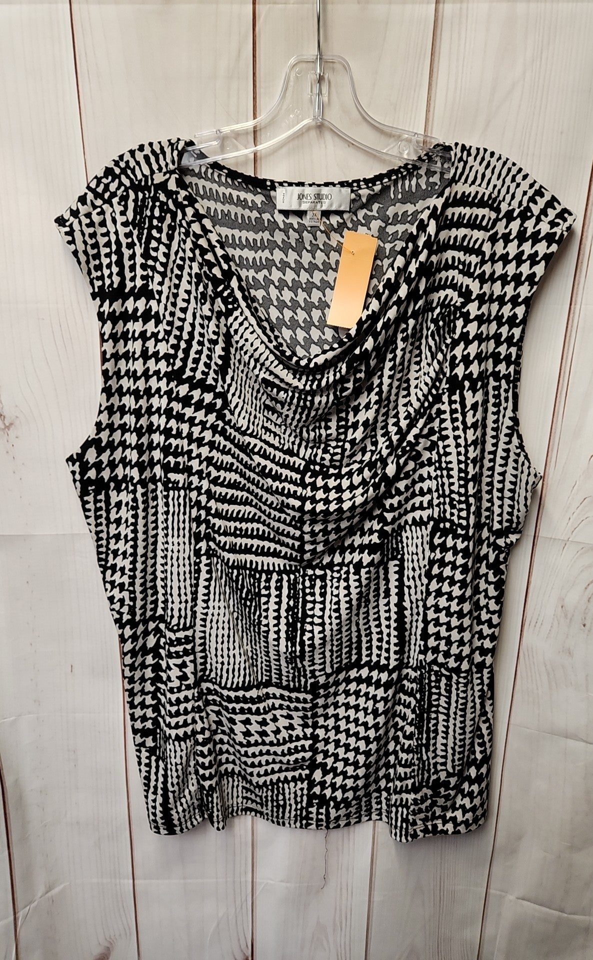 Jones Studio Women's Size 3X Black & White Sleeveless Top