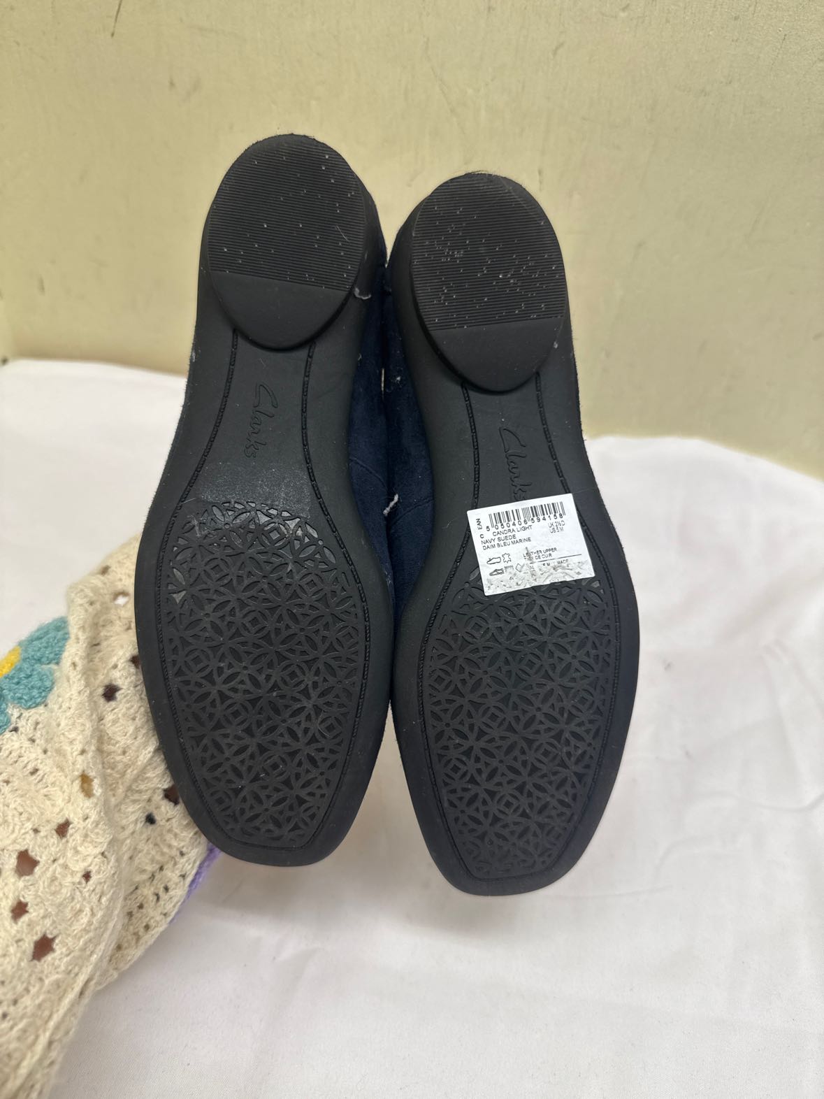 Clarks Women's Size 5 Navy Flats