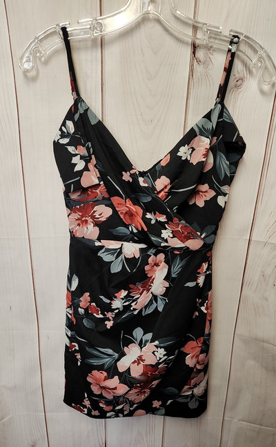 About Us Women's Size XS Black Floral Dress