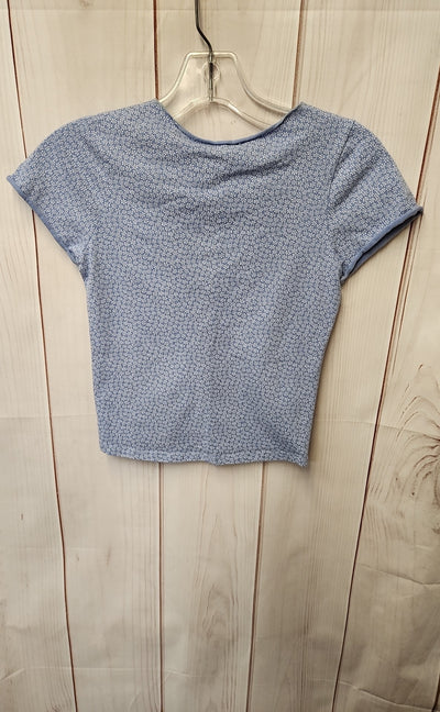 Brandy Melville Women's Size One Size Blue Floral Short Sleeve Top
