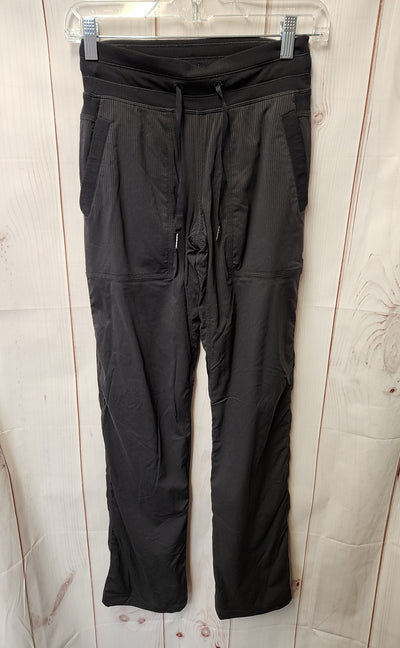 Lululemon Women's Size 2 Black Active Pants