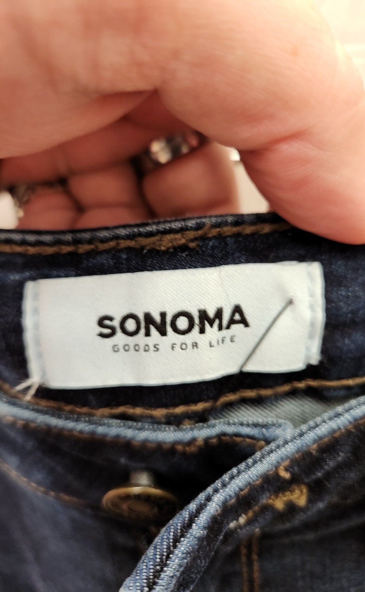 Sonoma Women's Size 8 Petite Blue Capris