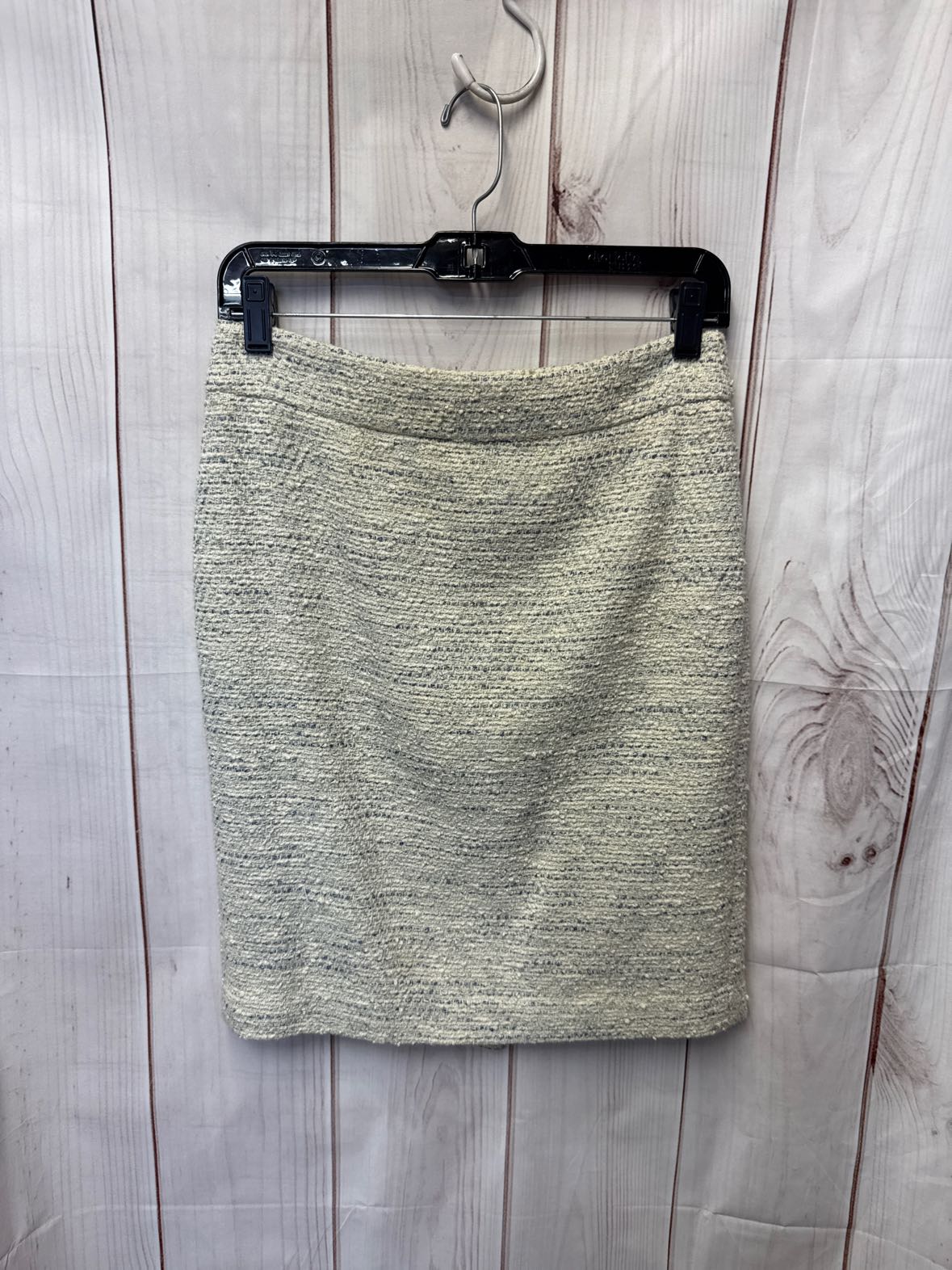 Ann Taylor Women's Size 2 White Skirt