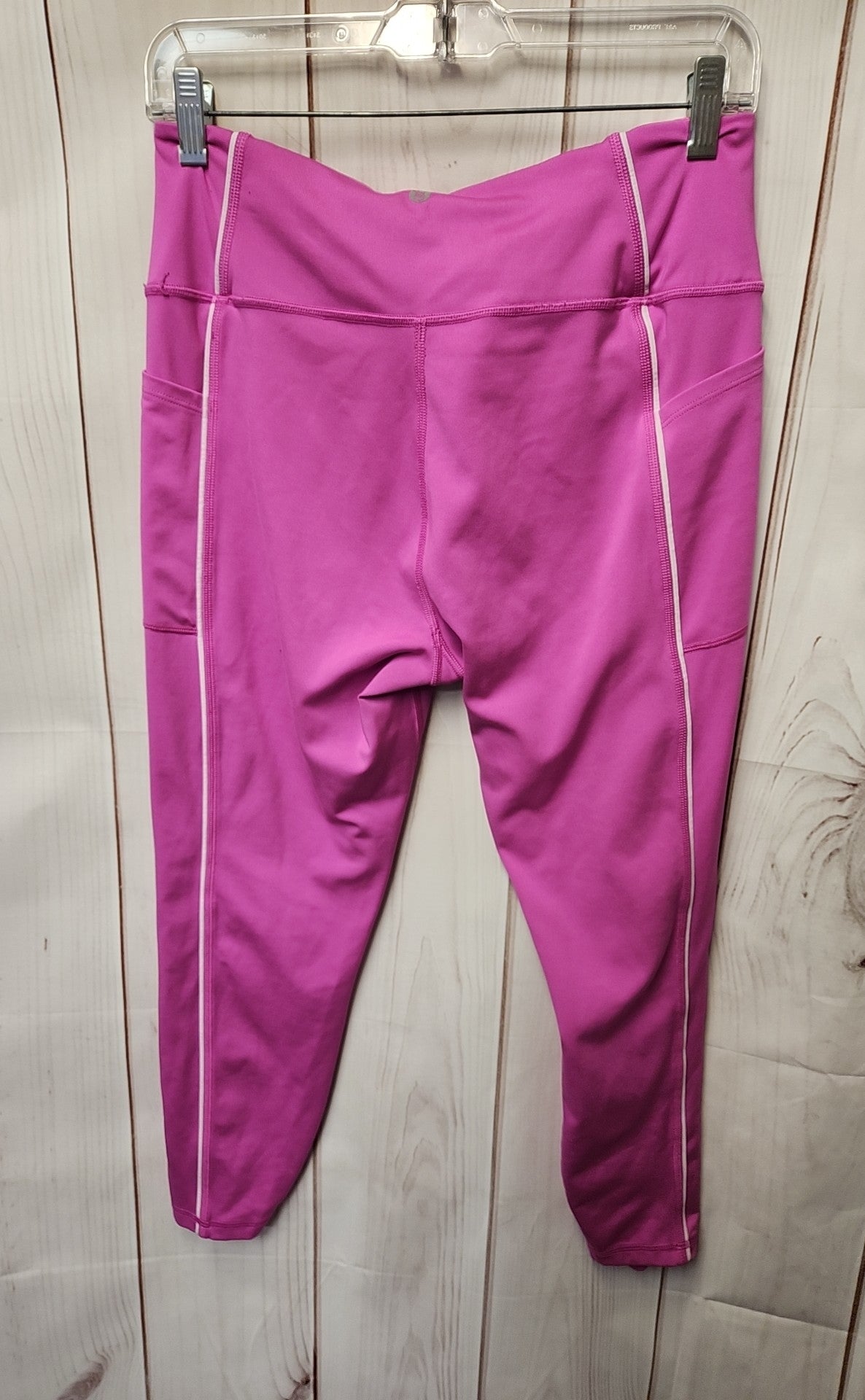 Victoria's Secret Women's Size L Pink Active Capris