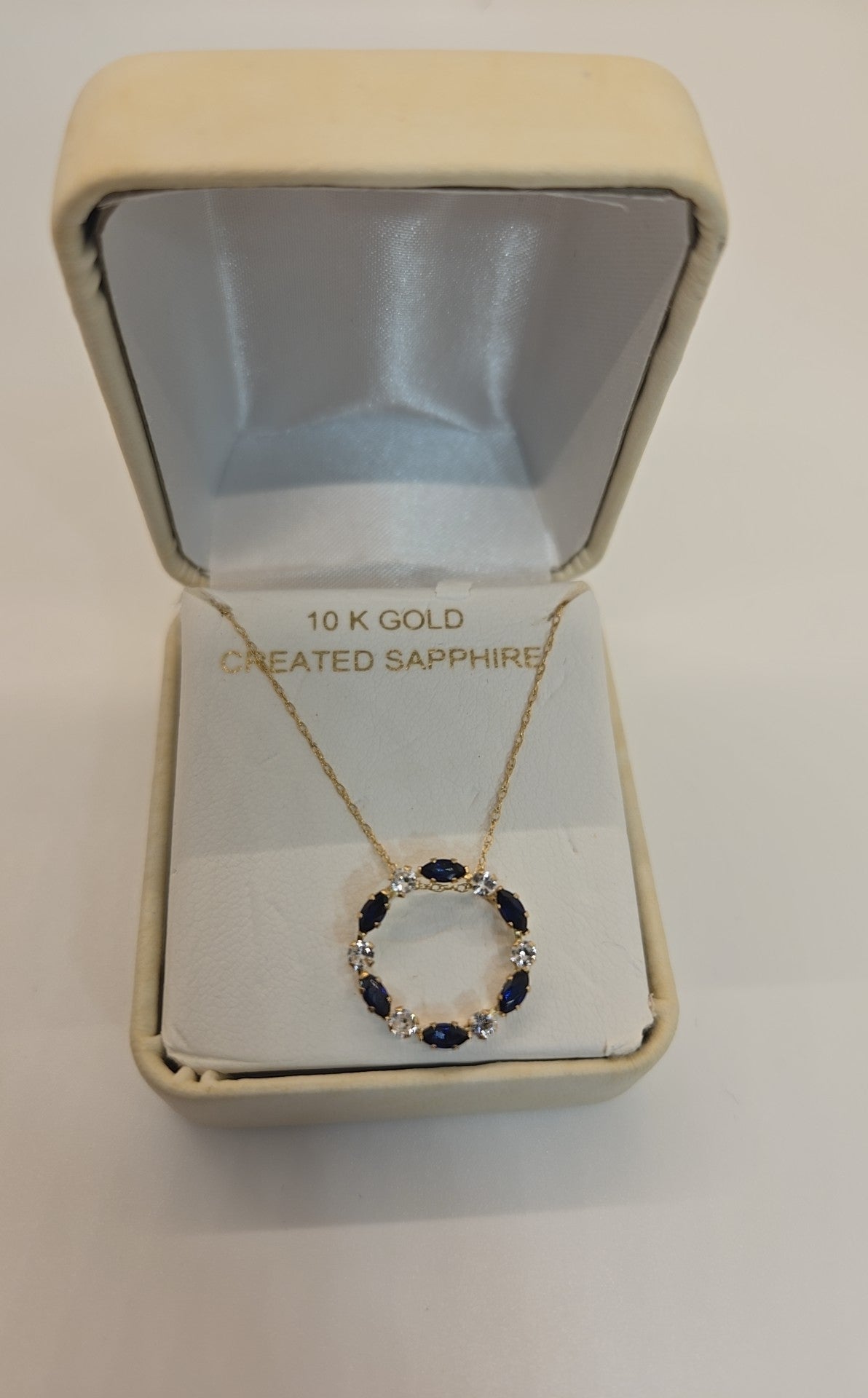 Vintage 10K Gold Created Navy Blue Sapphire 18" Necklace .98 grams