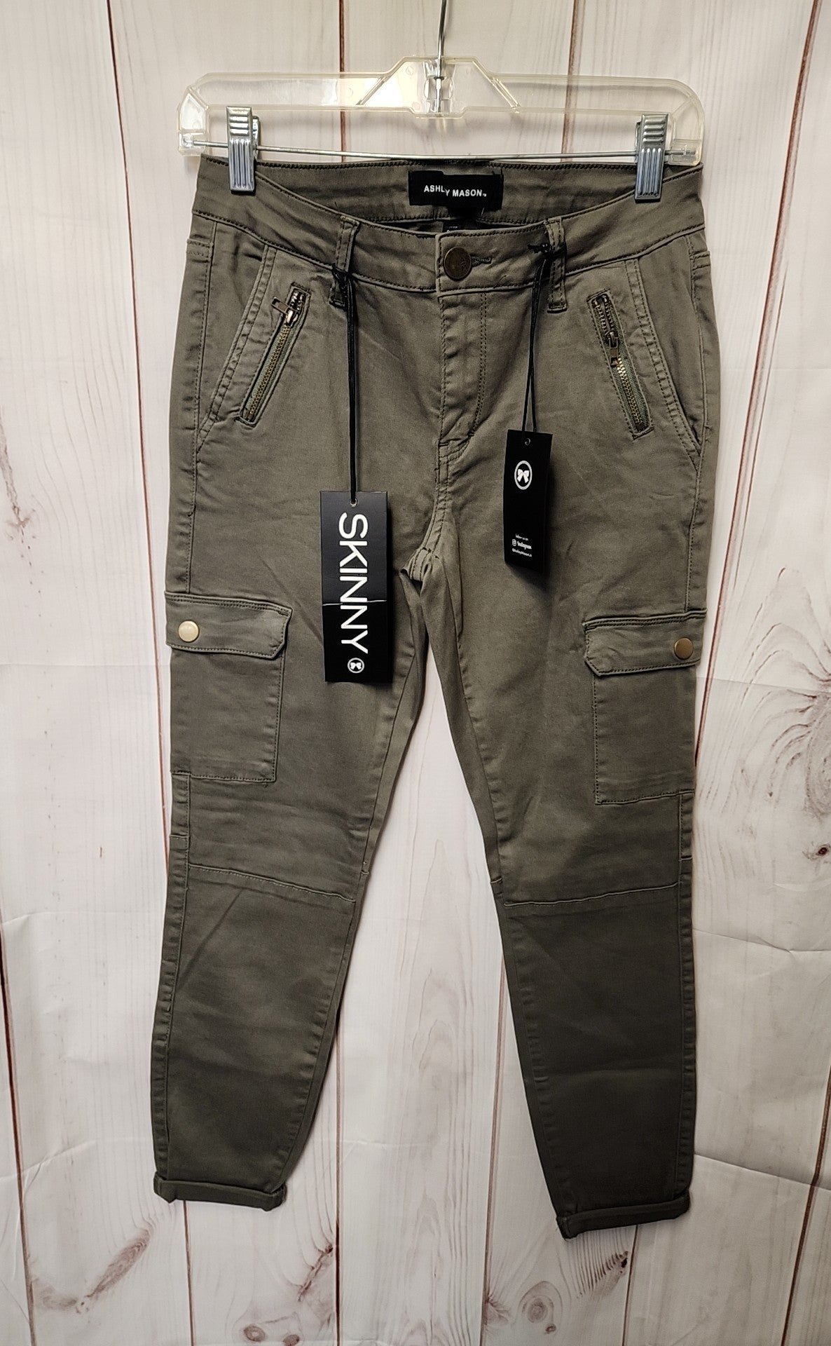 NWT Ashley Mason Women's Size 9 Olive Green Pants Skinny Cargo