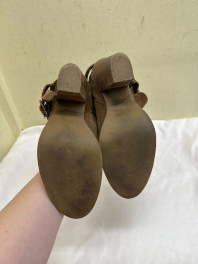 Naughty Women's Size 7 Brown Boots Shoes