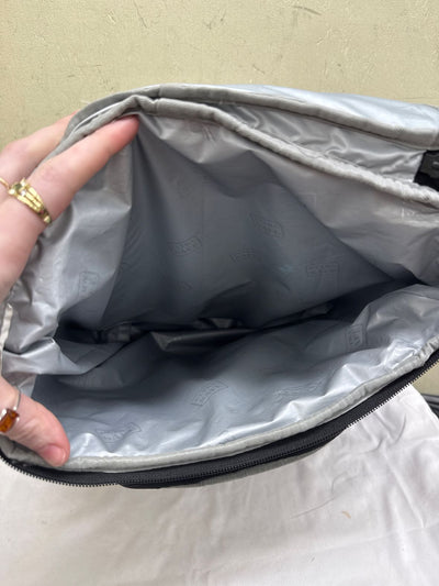 Fulton Bag Co. 16qt Gray Backpack Cooler