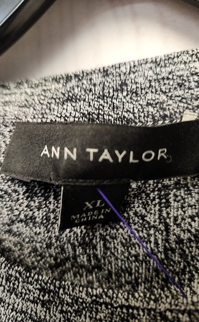Ann Taylor Women's Size XL Gray Sleeveless Top